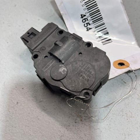 64119231884 BMW
