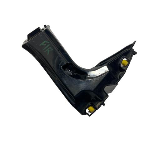 Wspornik do mocowania błotnika przedniego prawy przedni 7207932 BMW