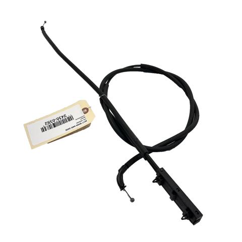 Linka otwierania maski przednia 7411315 BMW