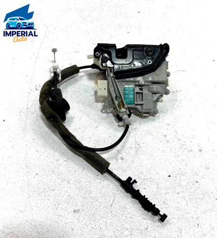 Zamek drzwi tylnych lewych 8K0839015G PORSCHE