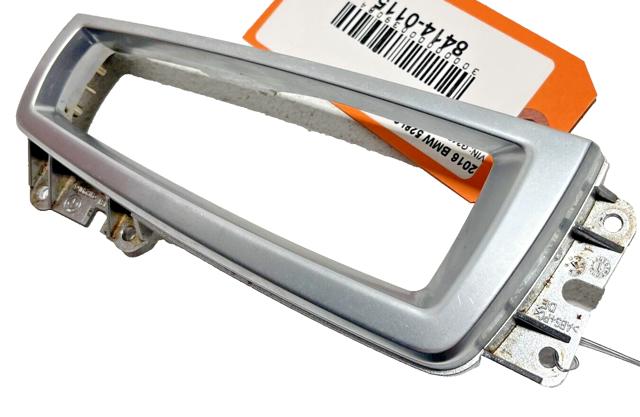 Nakładka na konsolę dźwigni automatycznej skrzyni zmiany biegów 9189064 BMW