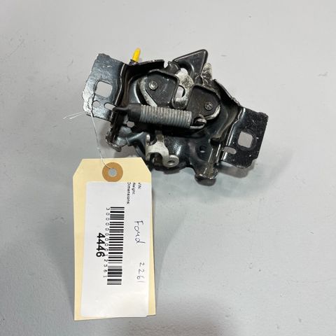 Kupić Zamek maski Ford Explorer  U5 w dobrej cenie