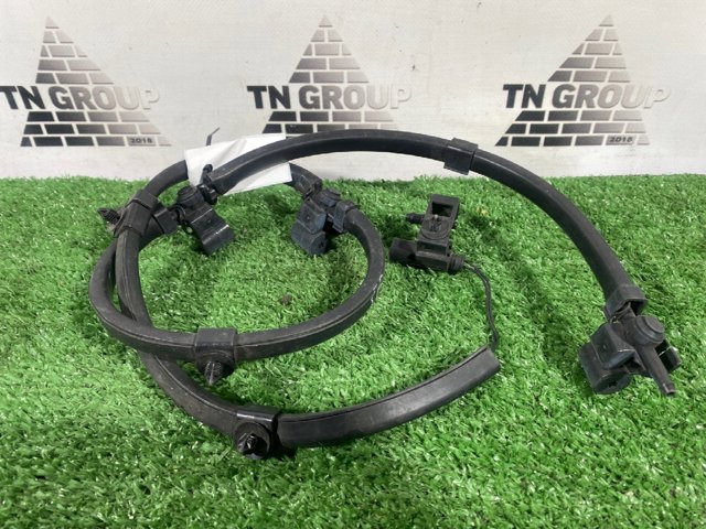 Dysza spryskiwacza szyby przedniej do BMW X5 F15, F85