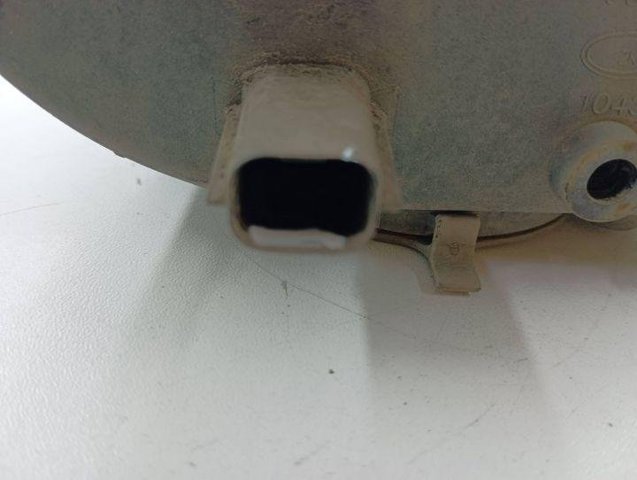 Lampa przeciwmgielna lewa 04857239AB CHRYSLER