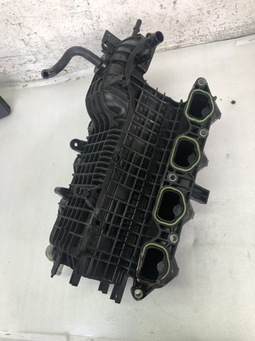 Chłodnica intercoolera 04E145749B VAG