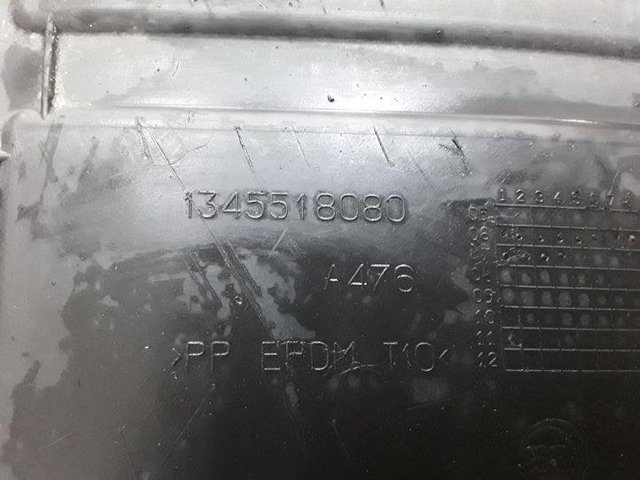 Osłona silnika prawa 1345518080 Peugeot/Citroen