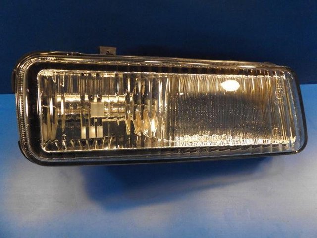 Lampa przeciwmgielna lewa Citroen Jumpy 1 BU