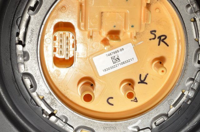 Zbiornik paliwa BMW X7 G07