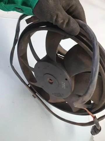 Wentylator elektryczny układu chłodzenia kompletny (silnik+wirnik) Skoda Octavia 1Z3