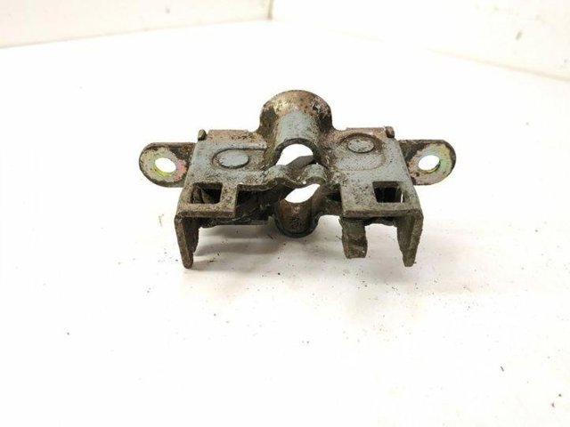 Zamek maski Mercedes Vito 1 638