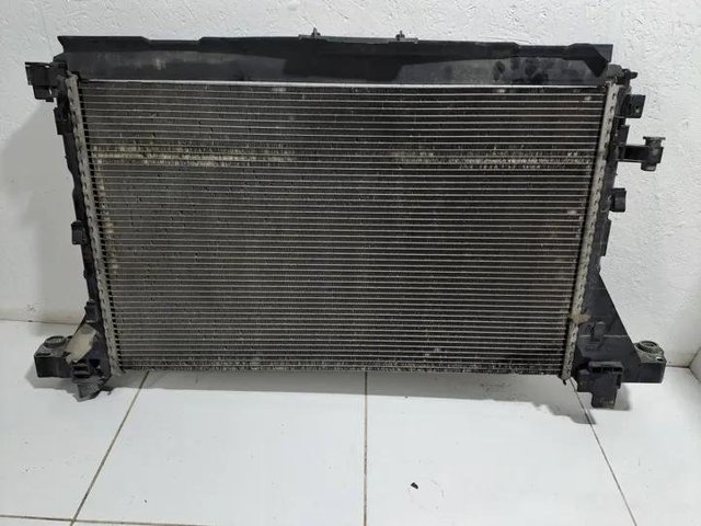 Chłodnica silnika 214106091R RENAULT