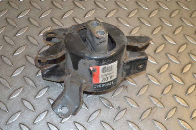 Poduszka (podpora) silnika lewa KIA Carens 3