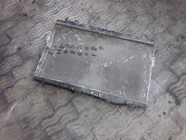 Chłodnica silnika Hyundai Trajet FO