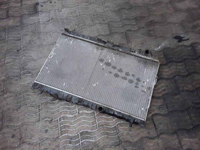 Chłodnica silnika Hyundai Trajet FO