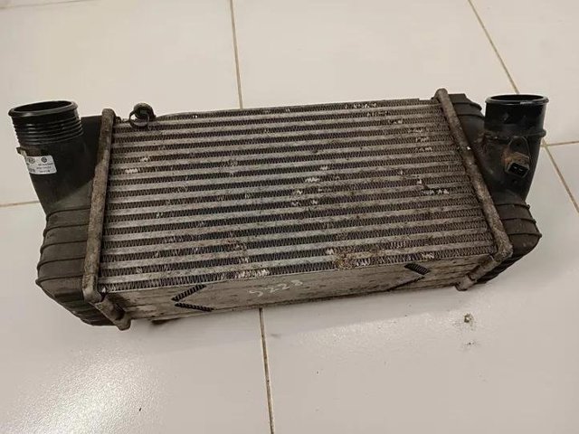 Chłodnica intercoolera KIA Sorento 3 C5, UM