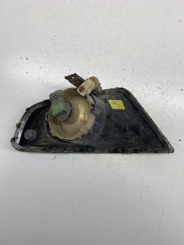 Lampa przeciwmgielna prawa 305068002 Ford