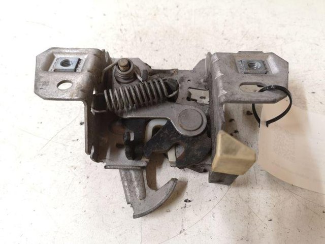 Zamek maski 30716441 VOLVO