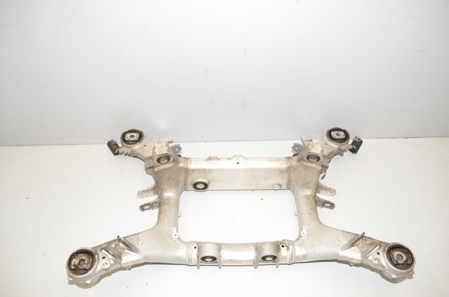 Korpus osi tylnej BMW X7 G07