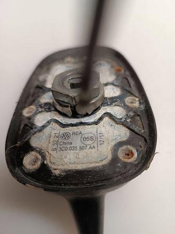 Antena Skoda SuperB 2 3T4