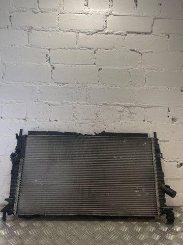 Chłodnica silnika 3M5H8005 FORD