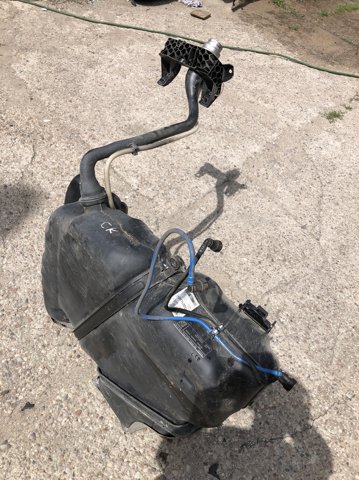 Zbiornik paliwa Skoda SuperB 3 3V3