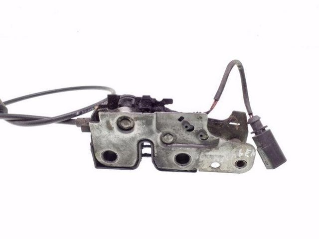 Linka otwierania maski Skoda SuperB 2 3T4