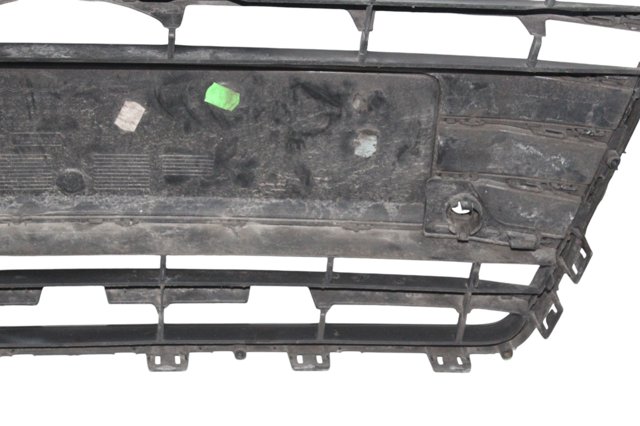 Atrapa chłodnicy Audi A6 4G2, 4GC