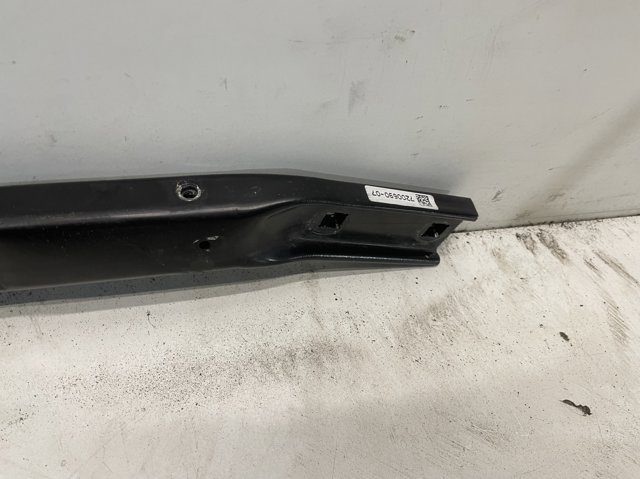 Nakładka panelu przedniego (osłony chłodnicy) górna 51647200690 BMW