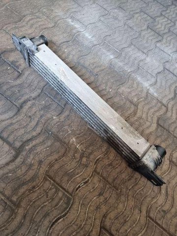 Chłodnica intercoolera 51790623 PEUGEOT