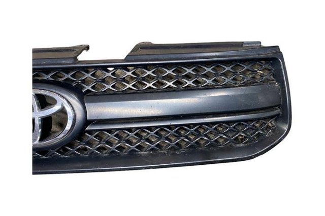 Atrapa chłodnicy Toyota RAV4 2 XA2