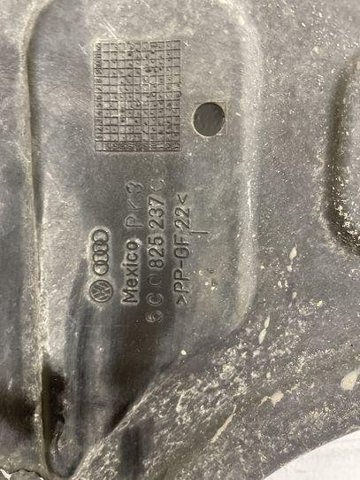 Osłona silnika, miski (przedziału silnika) Volkswagen Jetta 6 162, 163, AV3, AV2, AY2, AY3