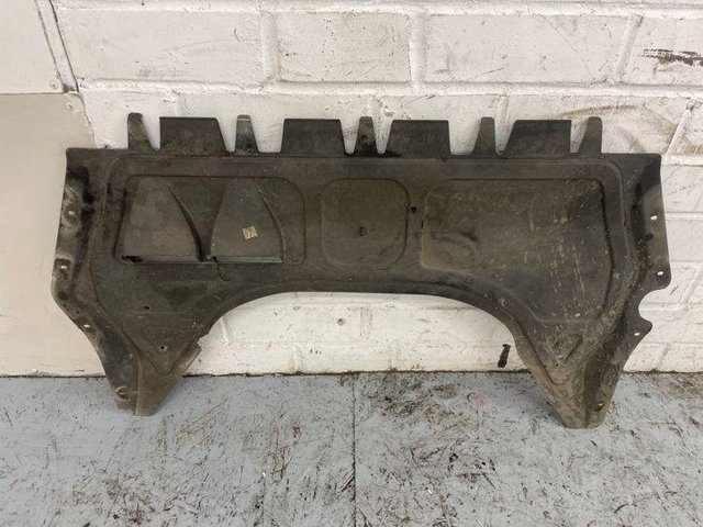 Osłona silnika, miski (przedziału silnika) Volkswagen Jetta 6 162, 163, AV3, AV2, AY2, AY3