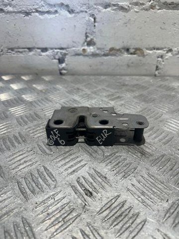 Zamek maski 5K1823509 VAG