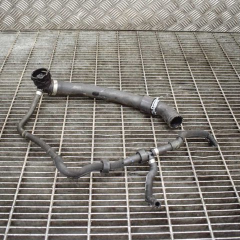 Przewód (króciec) chłodnicy górny Skoda Octavia 5E3, NL3, NR3