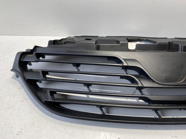 Atrapa chłodnicy Renault Trafic 3