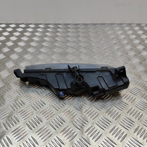 Lampa przeciwmgielna lewa BMW 7 G11, G12