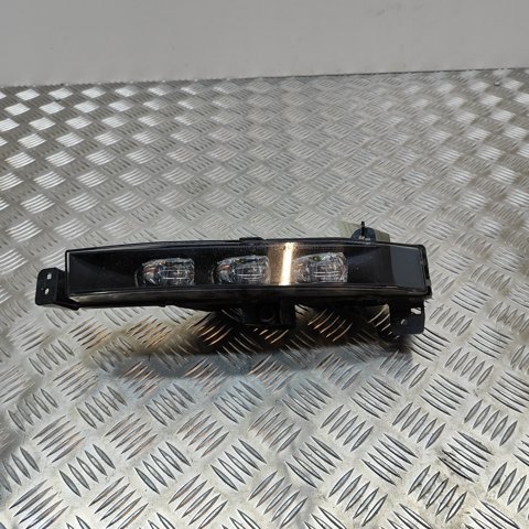 Lampa przeciwmgielna lewa BMW 7 G11, G12