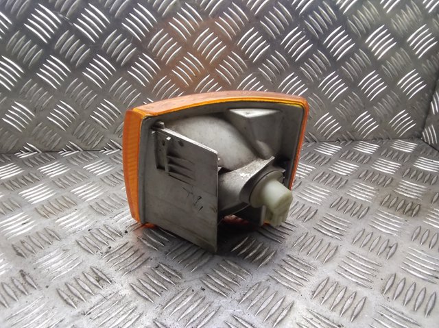 Kierunkowskaz prawy 701953050B VAG