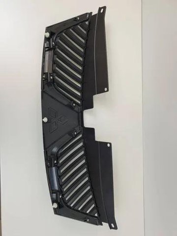 Atrapa chłodnicy Mitsubishi Outlander CWW