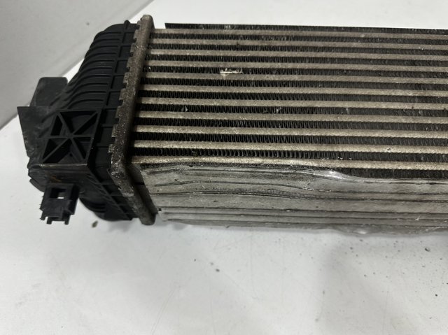 Chłodnica intercoolera 7617598 BMW