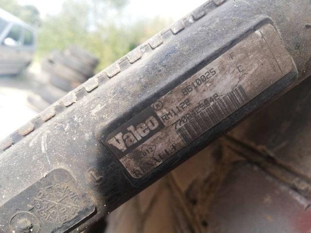 Chłodnica silnika 7700425842 RENAULT