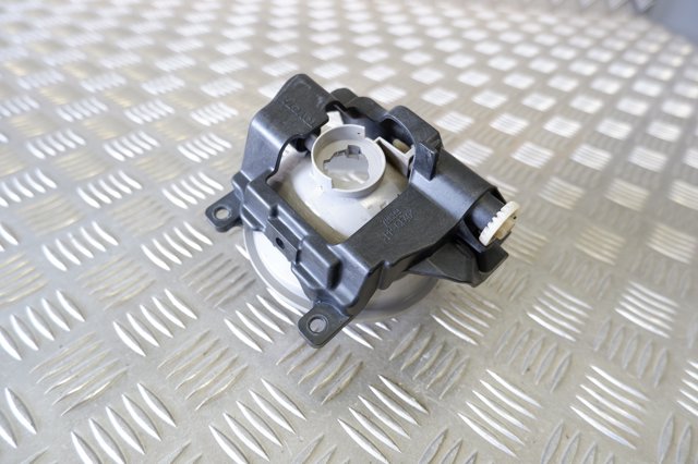 Lampa przeciwmgielna lewa Toyota RAV4 4 A4