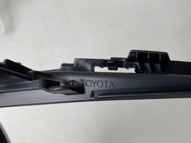 Lampa przeciwmgielna lewa 8148202A70 Toyota