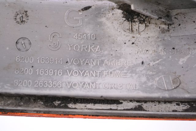 Kierunkowskaz lewy 8200163914 RENAULT