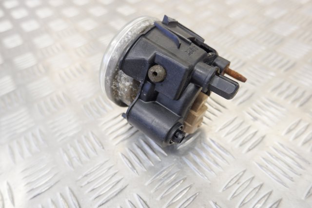 Lampa przeciwmgielna lewa Subaru Forester 3 S12, SH