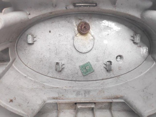 Atrapa chłodnicy KIA Carnival 3 UVP