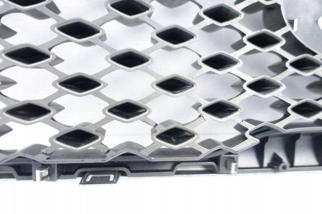 Atrapa chłodnicy KIA Sorento 3 C5, UM