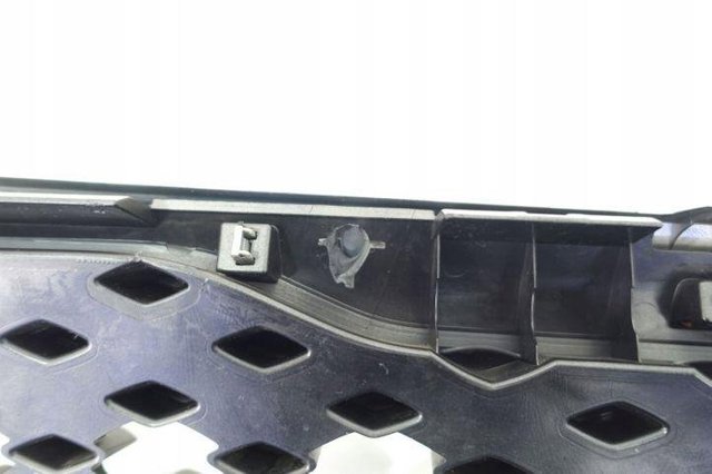 Atrapa chłodnicy KIA Sorento 3 C5, UM