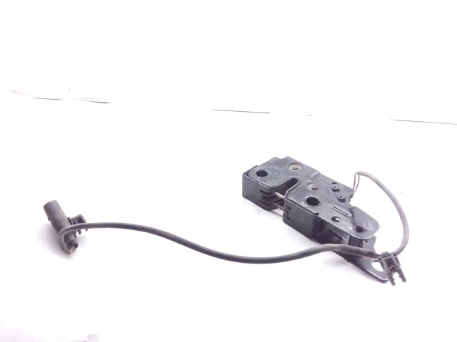 Zamek maski 8P0823509D VAG