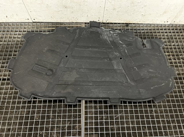 Wygluszenie maski Audi A3 8VS, 8VM